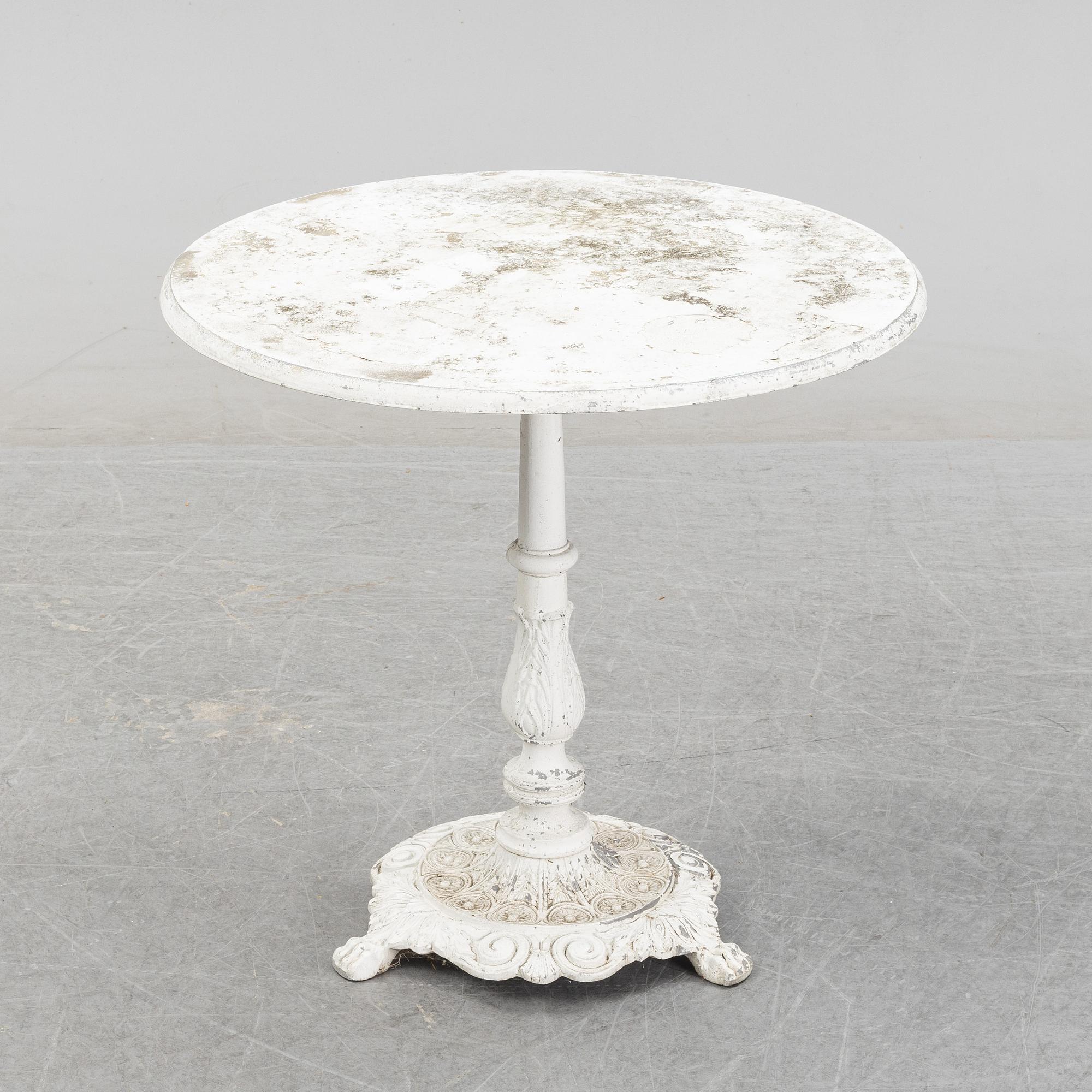 Trädgårdsbord samt två trädgårdsstolar, Melins, Anderstorp, sent 1900-tal.