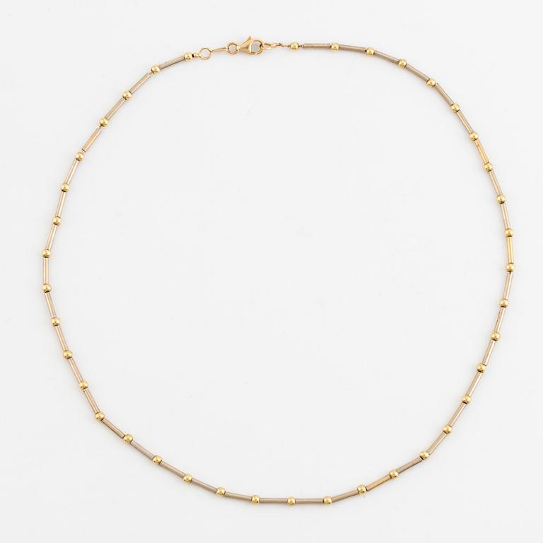 14K gold necklace, Italy.