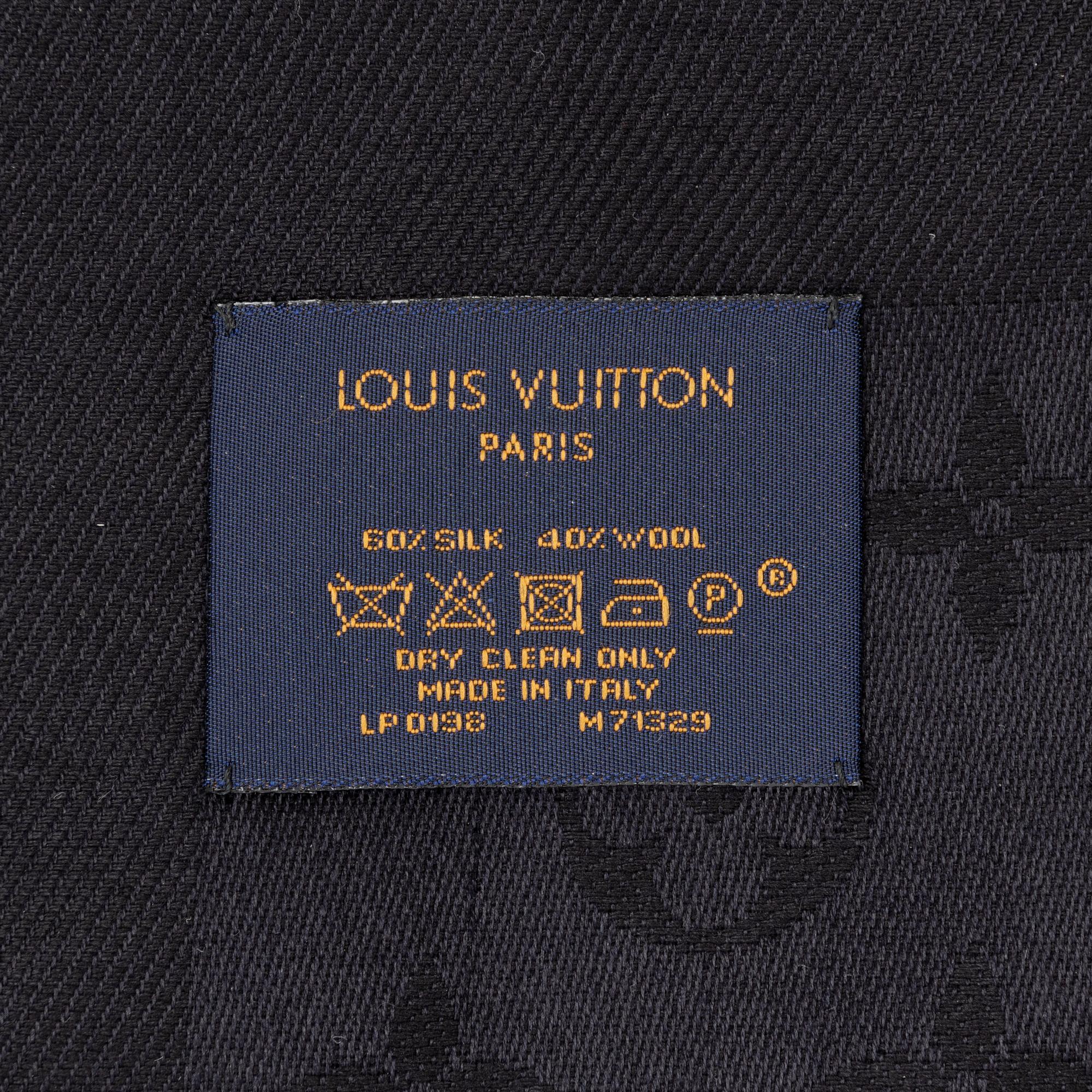 Louise Vuitton, sjal.