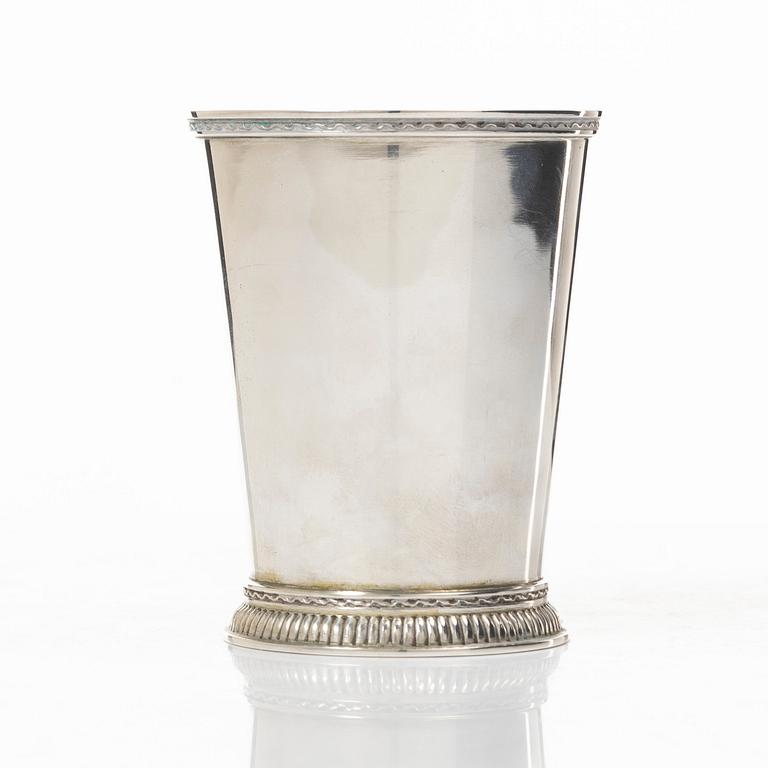Eric Råström, a silver cup, Råström C G, 1946.