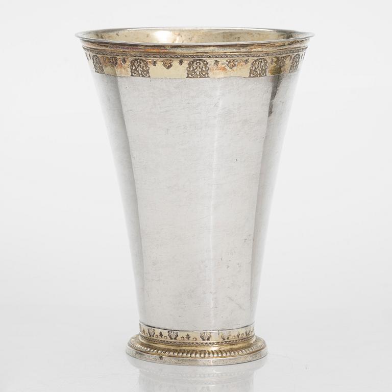 A Swedish 18th century parcel-gilt beaker, makers mark of Conrad Heitmüller, Nyköping 1743.