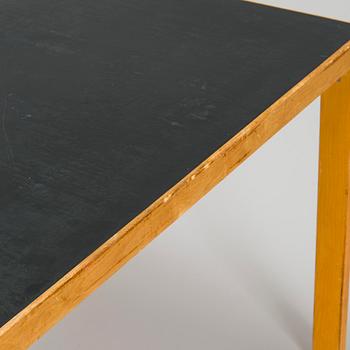 Alvar Aalto, bord, modell 96, O.Y. Huonekalu-ja Rakennustyötehdas A.B. 1950-tal.