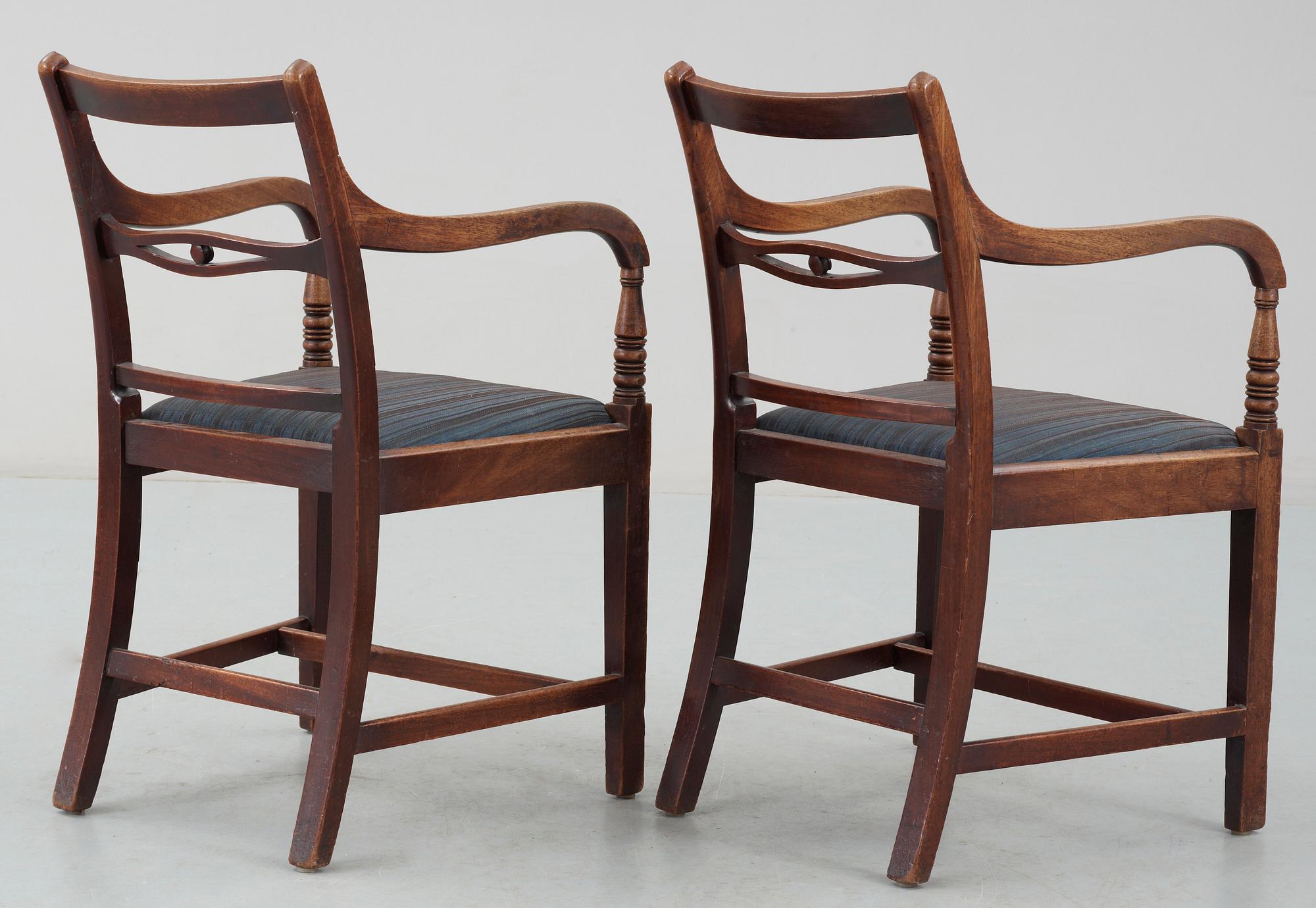 KARMSTOLAR, ett par, regency, England tidigt 1800-tal.