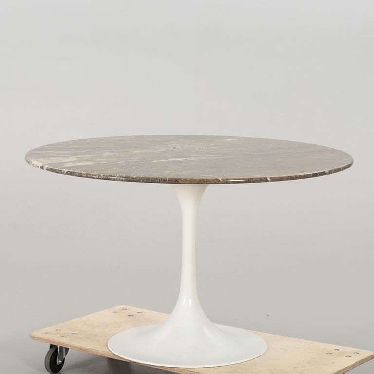 A 1980's MARBLE TOP TABLE DINING TABLE.