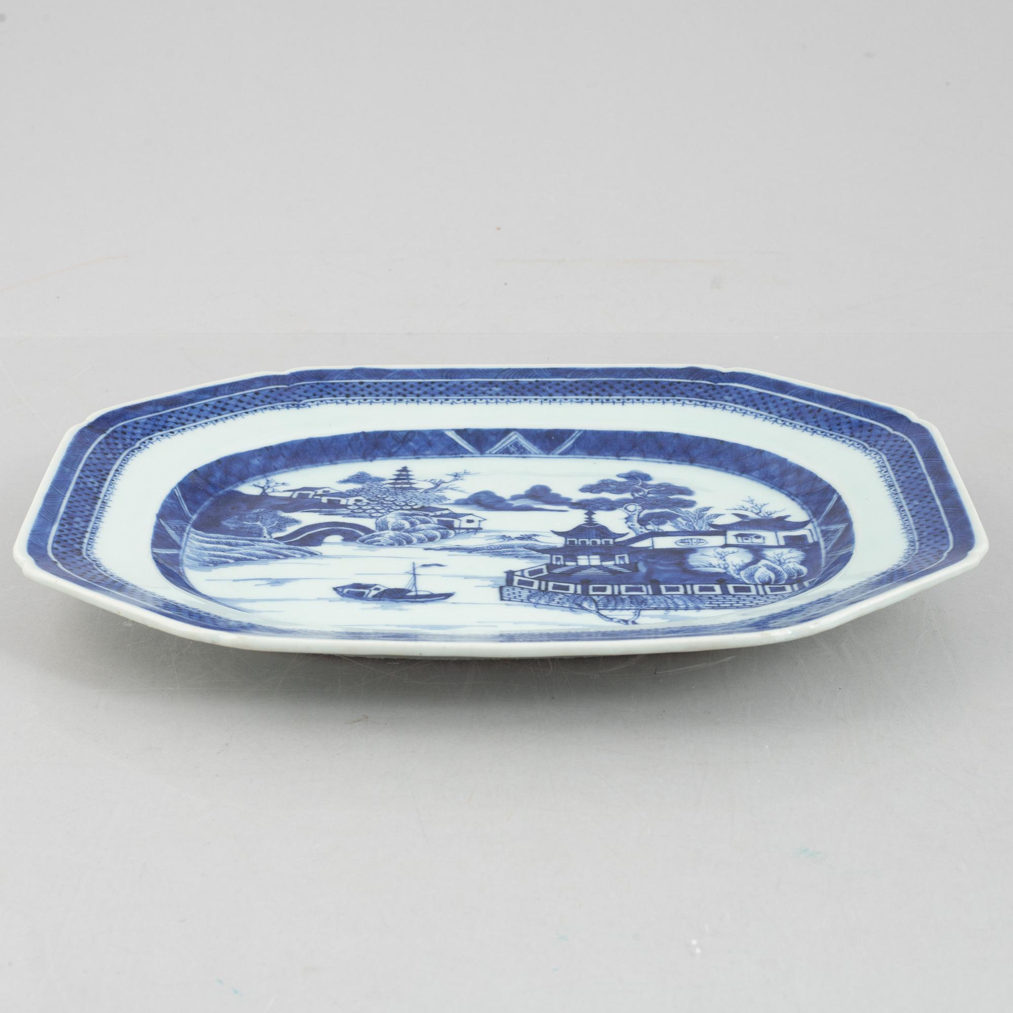 Seven export porcelain serving dishes, China, Jiaqing (1796-1820),.