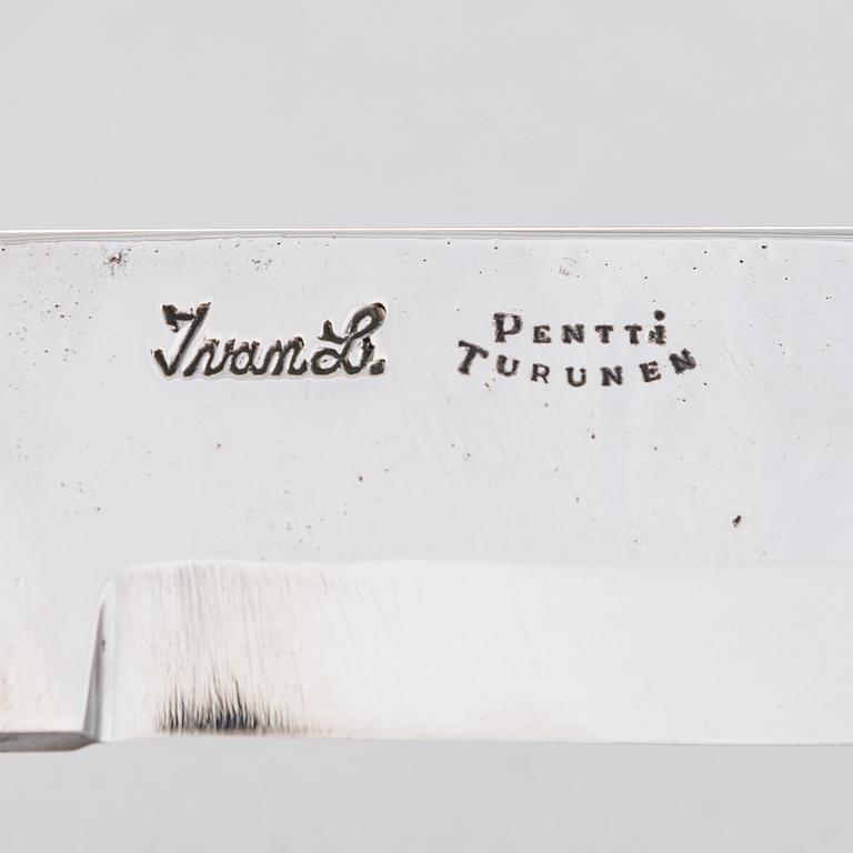 Leuku knife, signed Pentti Turunen, blade by Ivan Linderborg, sami handicraft / duodji, second half of the 20th century.