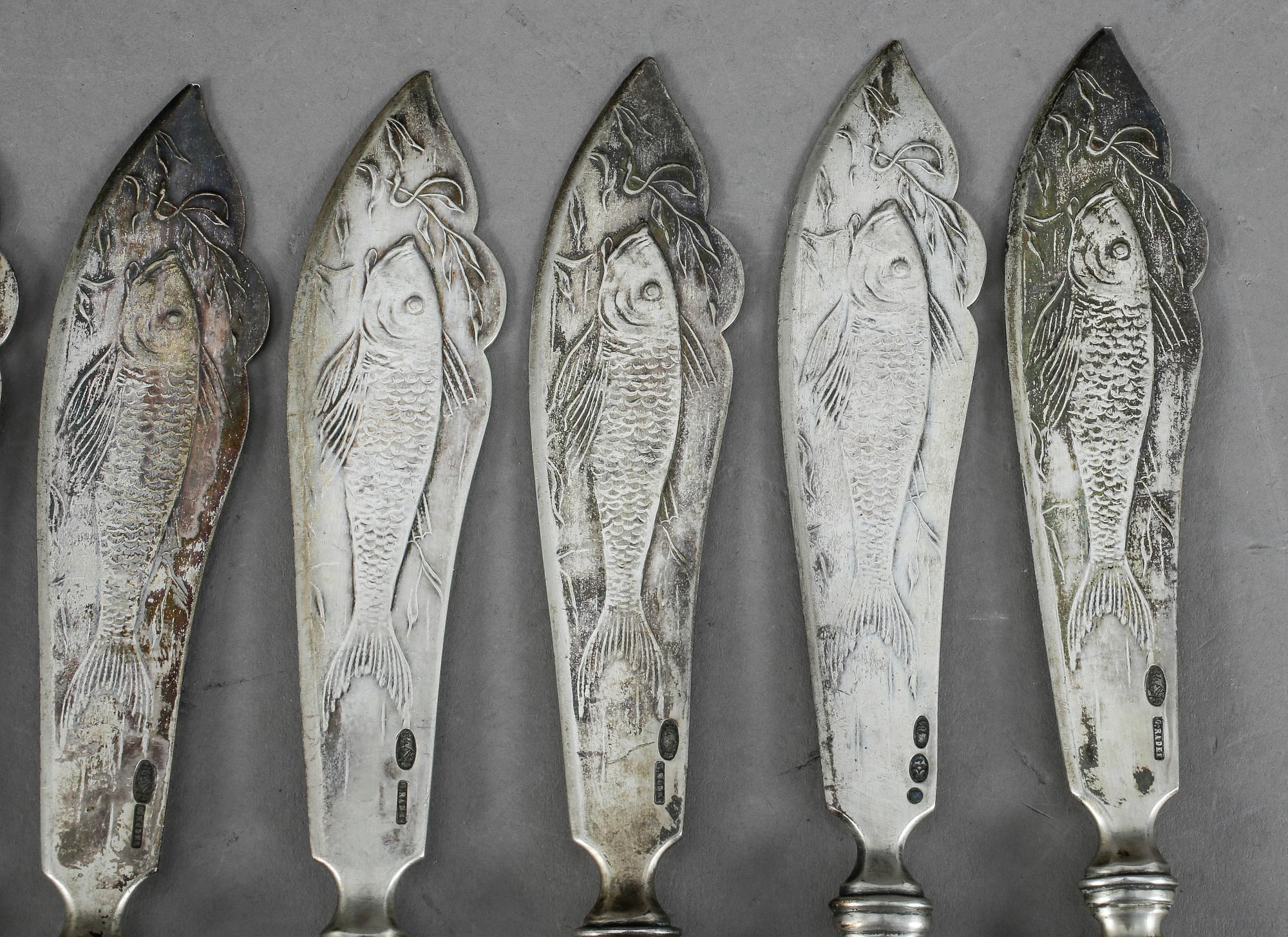 FISKKNIVAR, 11 st, silver, Ryssland 1900-talets början. Märkt G Radke. Total vikt 679 gr.