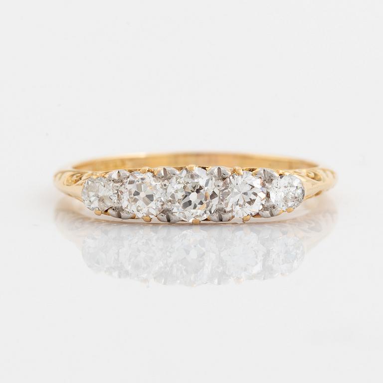 18K gold and old cut diamond band ring.