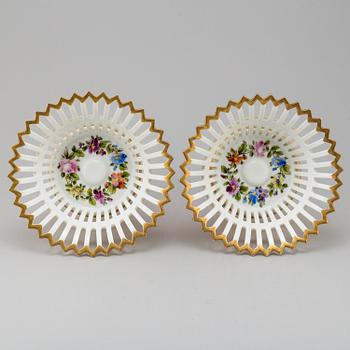 A pair of Empire style porcelain bowls from around year 1900.