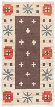 A Swedish flat weave carpet, c 287 x 142 cm.