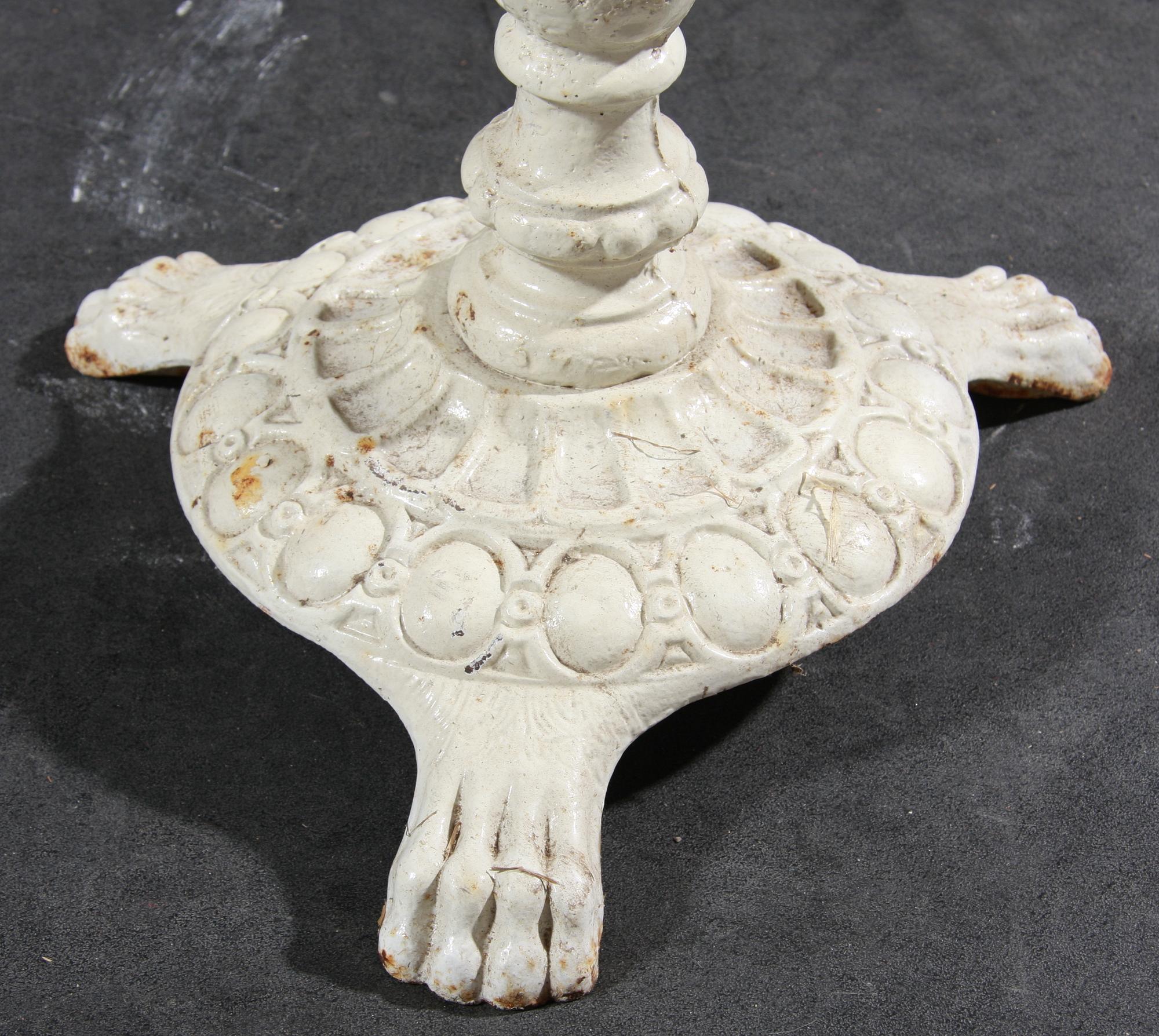 BORD, gjutjärn, 1900-tal.