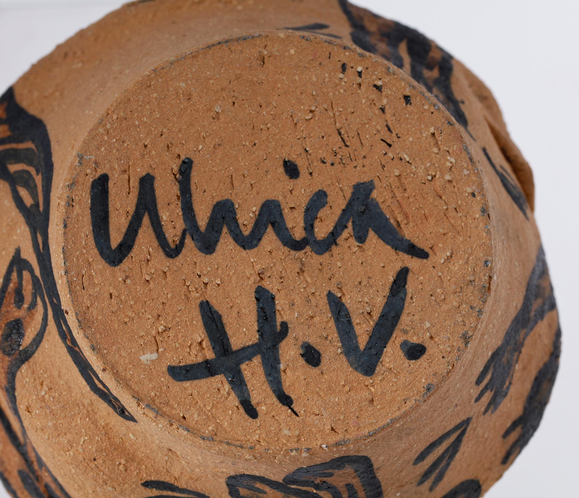 KRUKA, lergods, Ulrika Hydman Vallien, sign.