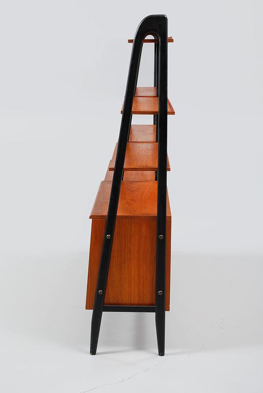 BOKHYLLA, 1900-talets mitt.