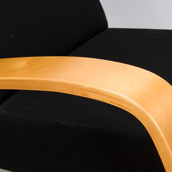 Alvar Aalto, nojatuoli, "Tank chair" malli 400, Artek 2009.