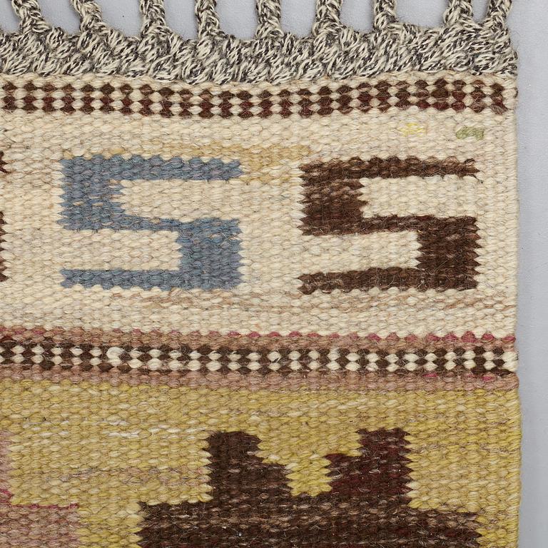 Märta Måås-Fjetterström, MATTO, "Kryptans matta" ("Sipporna"), flat weave, ca 252,5 x 178,5 cm, signed AB MMF.