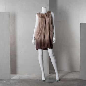 KLÄNNING Marni, italiensk storlek 38.