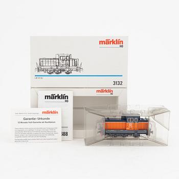 Märklin, 2 diesel locomotives, model 3132 and 33789, gauge H0, i boxes.