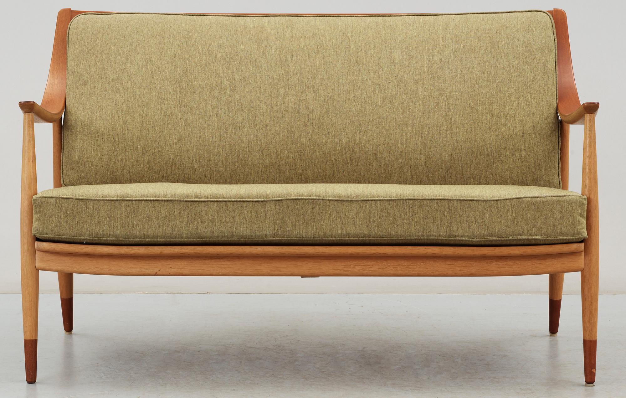 SOFFA, "fd 146", Peter Hvidt och Orla Mølgaard Nielsen för France & Daverkosen, 1950/60-tal.