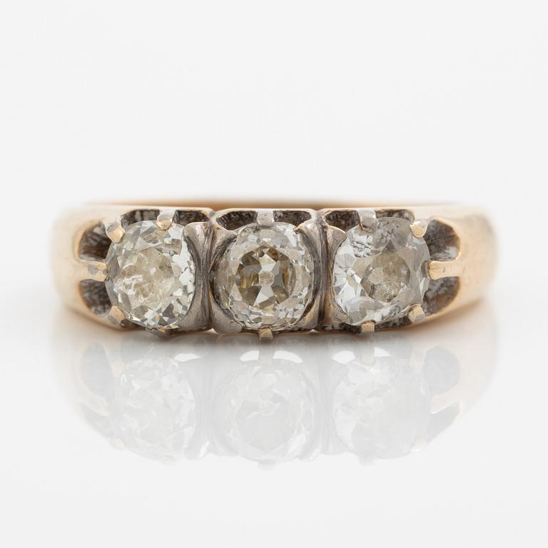 Ring, 14K gold with three old-cut diamonds.