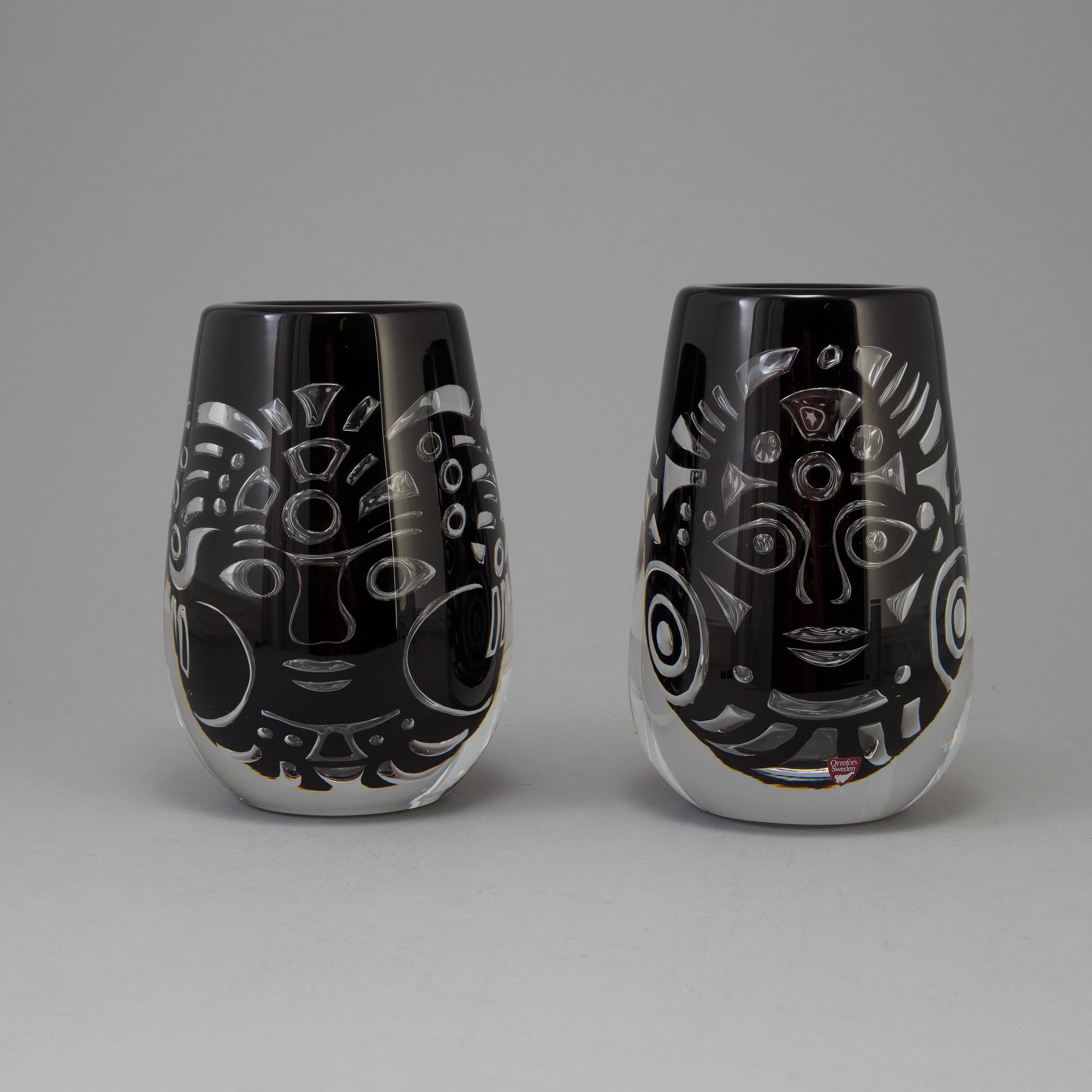 LARS HELLSTEN, vaser, 2 st, glas, Orrefors Gallery -88.