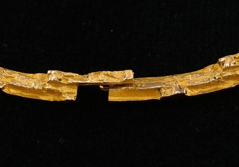 Björn Weckström, A NECKLACE, gold 14K, "Tundra", Lapponia, 1969. Weight 30,5 g.