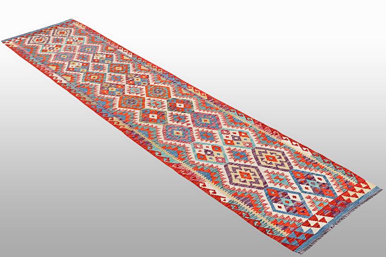 A runner, Kilim, ca 395 x 78 cm.