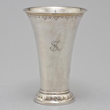 POKAL, silver, CGH, Stockholm, 1947, vikt 458 g.