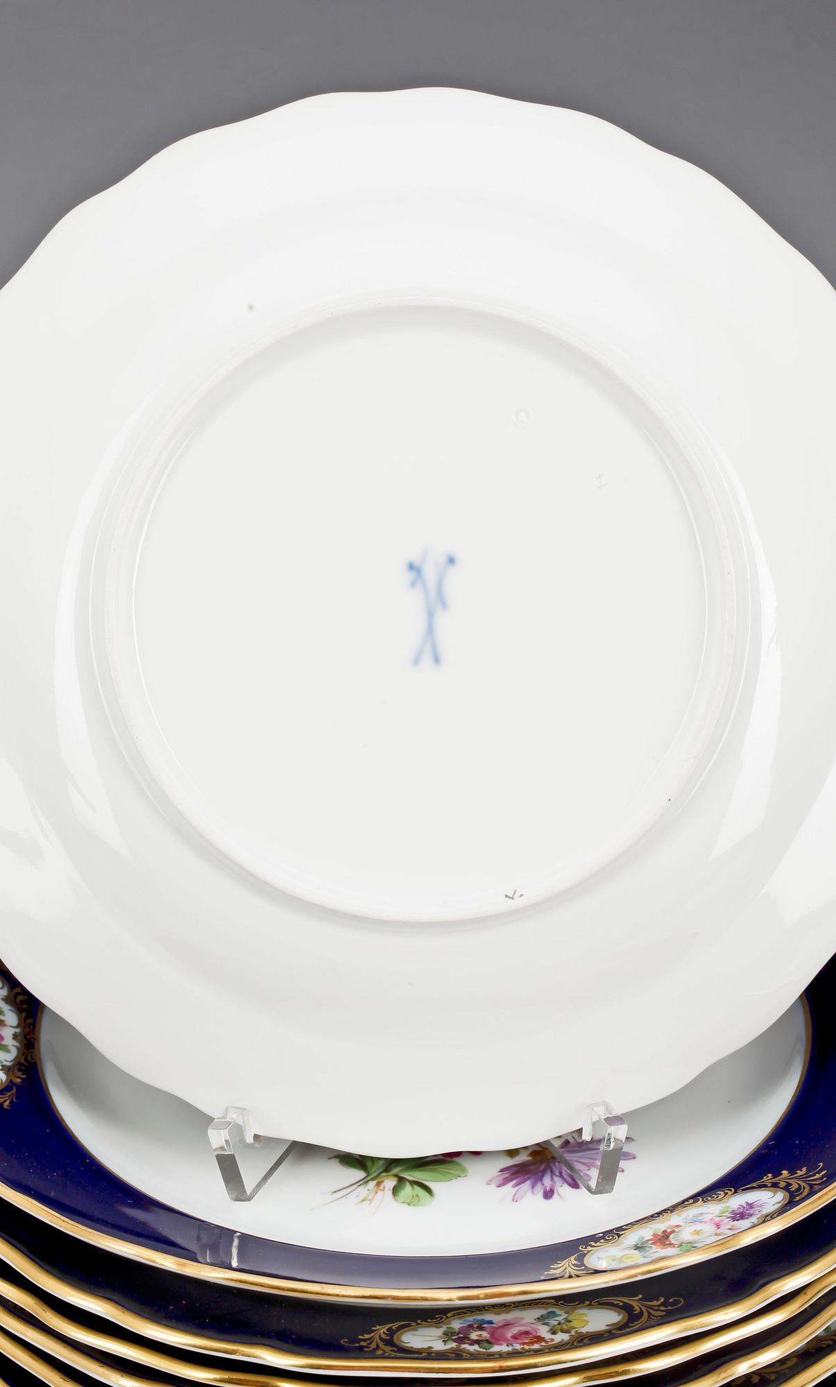 TALLRIKAR, 13 stycken, porslin. Meissen, sent 1800-tal.