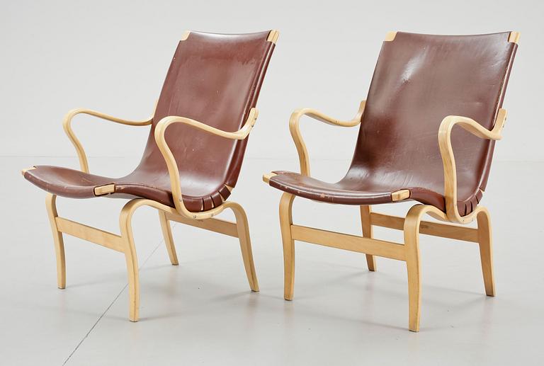 KARMSTOLAR, ett par, "Eva", Bruno Mathsson, Firma Karl Mathsson, Värnamo 1971.