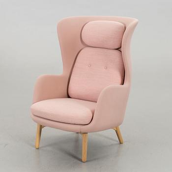 FÅTÖLJ, "Ro Chair", Jaime Hayon för Fritz Hansen.