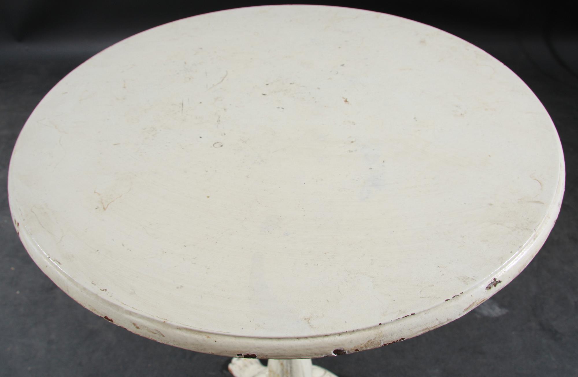 BORD, gjutjärn, 1900-tal.