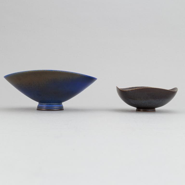 Berndt Friberg, a set of two stoneware bowls, Gustavsbergs studio 1952 and 1962.