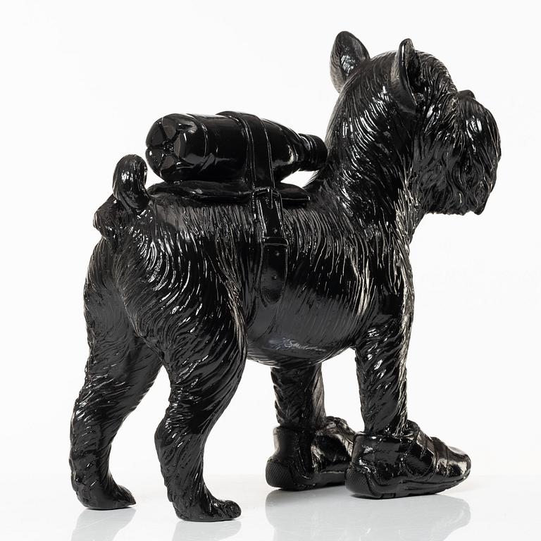 William Sweetlove, "Cloned Griffon Bruxellois with pet bottle" (Black).