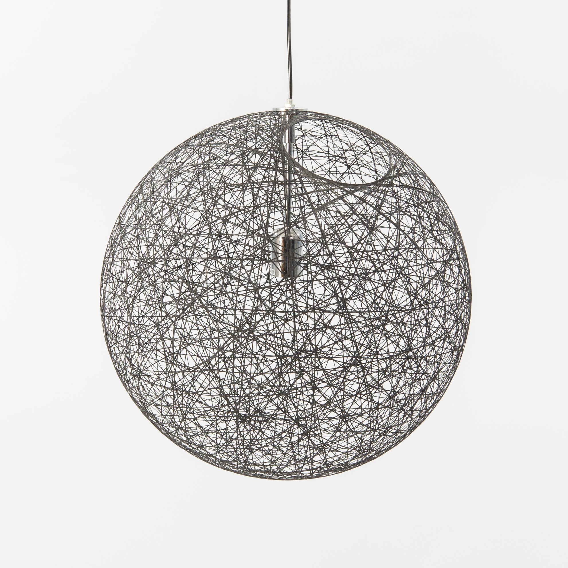Mooi, "Random light", ceiling lamp.