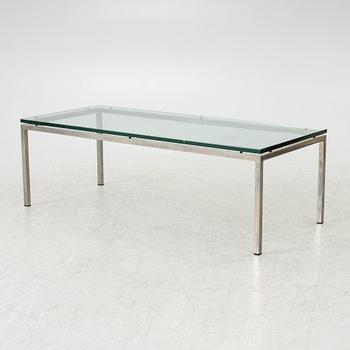 A coffee table, second half of the 20th century.