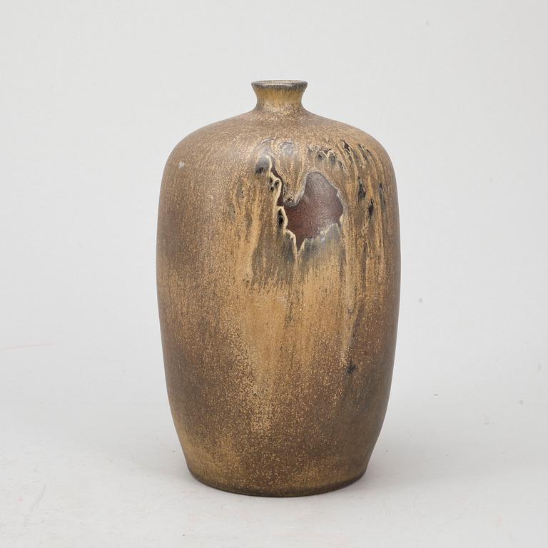 VAS, stengods, Åke Holm, signerad.