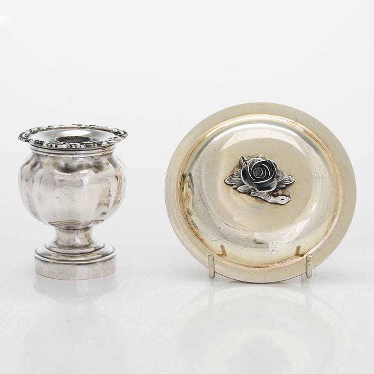 A mid-19th-century silver heated beverage dispenser, maker's mark of Adolf Sper, Saint Petersburg, 1843.