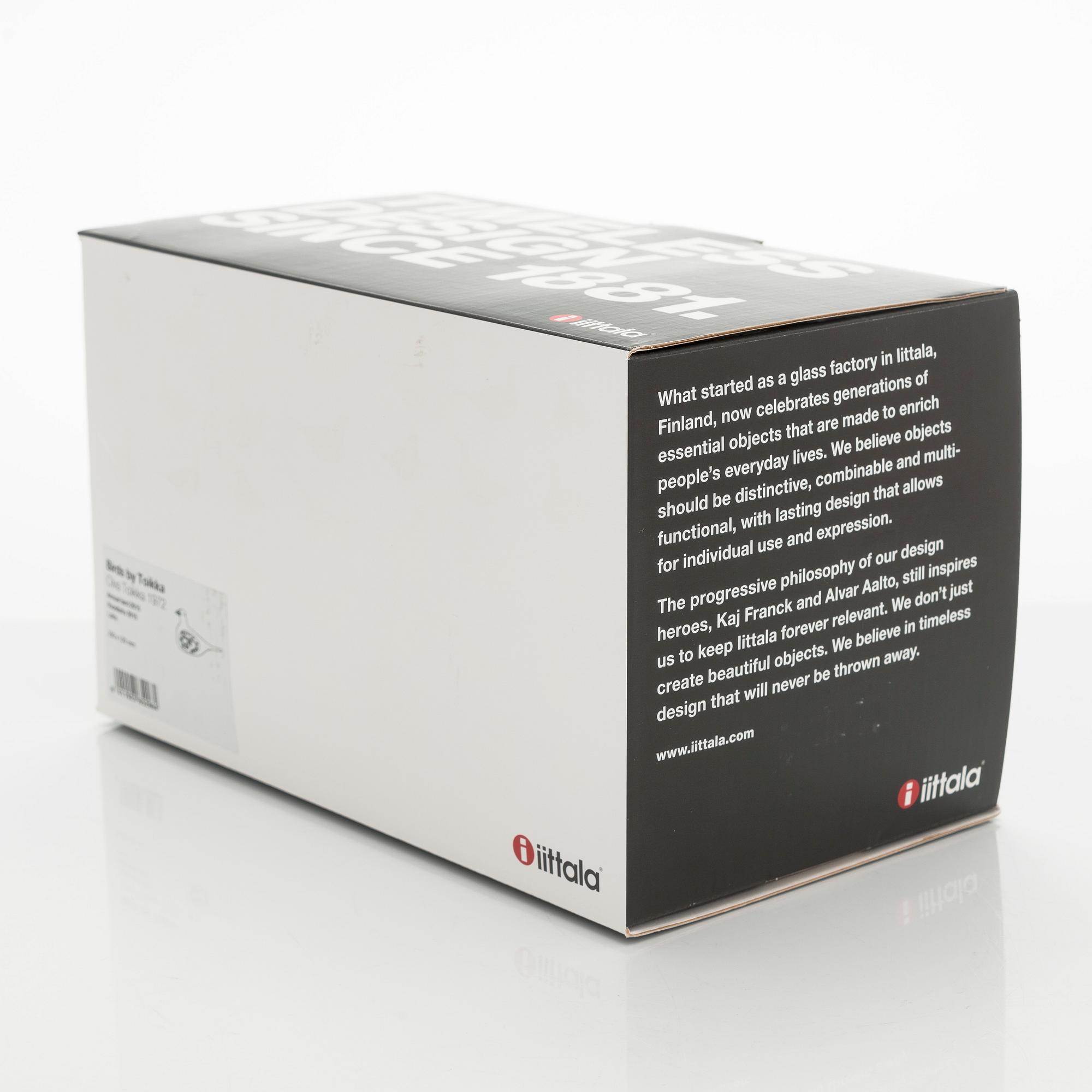 Oiva Toikka, An annual bird and egg 'Lakla', signed O. Toikka Iittala 2015.