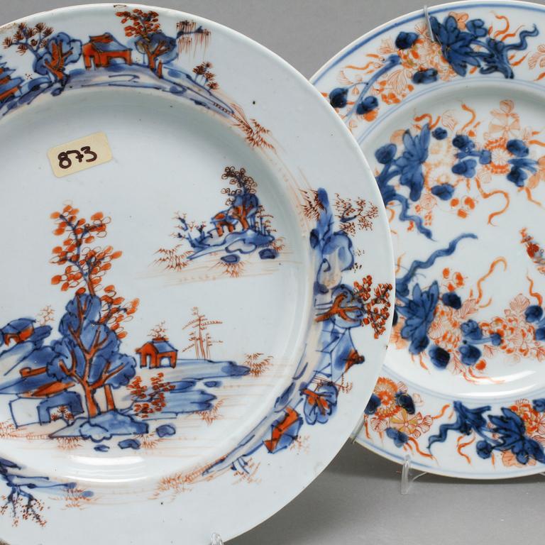 TALLRIKAR, 4 st, samt SKÅLAR, 2 st, porslin, Kina, 1700-tal.