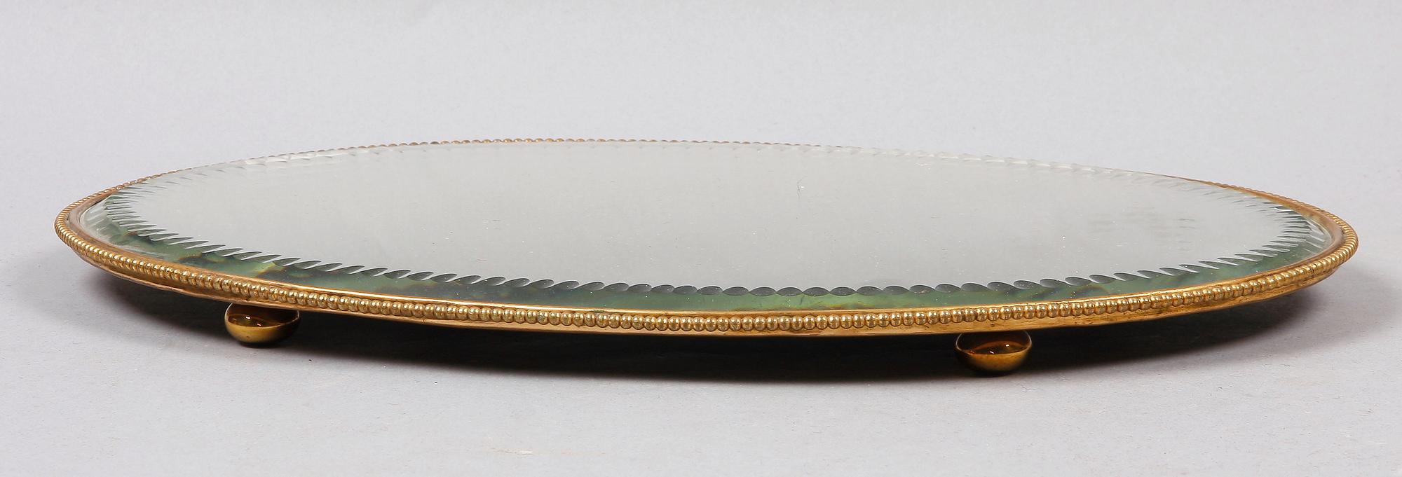 SPEGELPLATEAU, glas, mässing, tidigt 1900-tal.