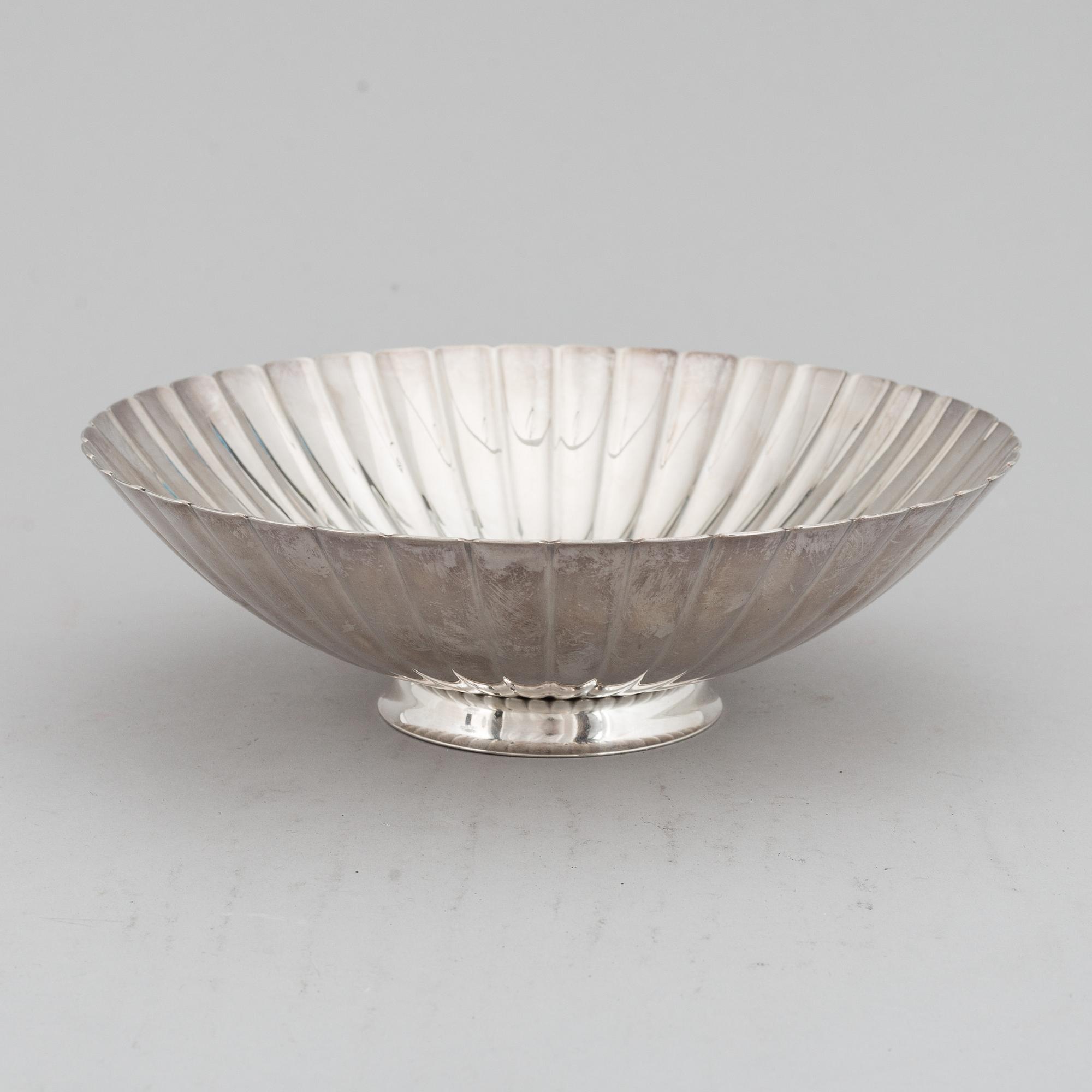 SIGVARD BERNADOTTE, a sterling silver "Strawberry" bowl, Georg Jensen, Copenhagen, post 1945, model 856.