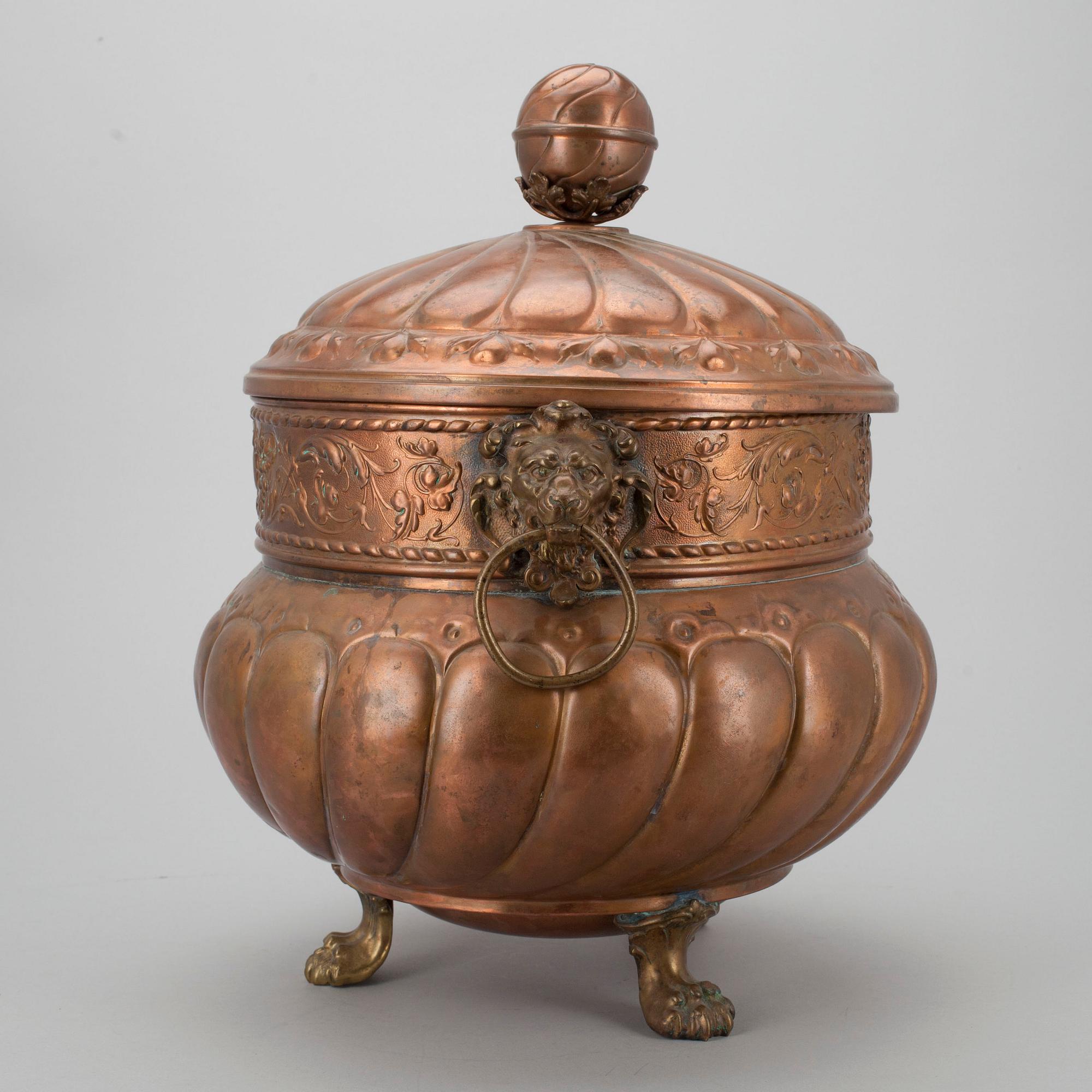 SKÅL samt LOCK, koppar, sekelskiftet 1800/1900.