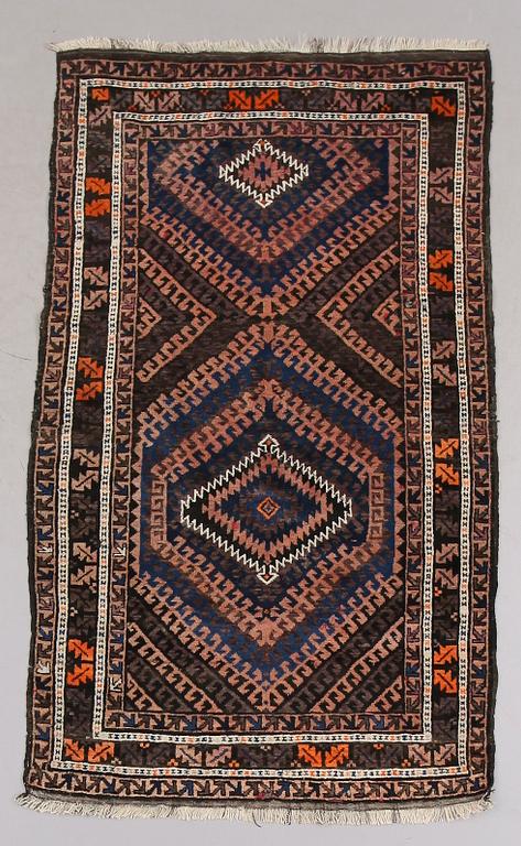 MATTA, persisk, old. Ca 178 x 105 cm.