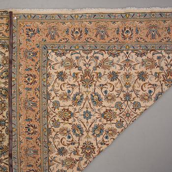 MATTO, Kirman. Noin 350x250 cm.