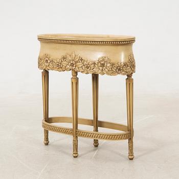 Flower box, first half of the 20th century.