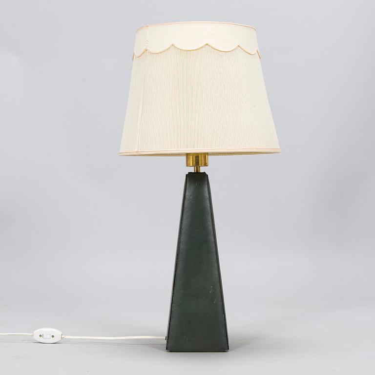 Lisa Johansson-Pape, a 1960s table light for Stockmann Orno.