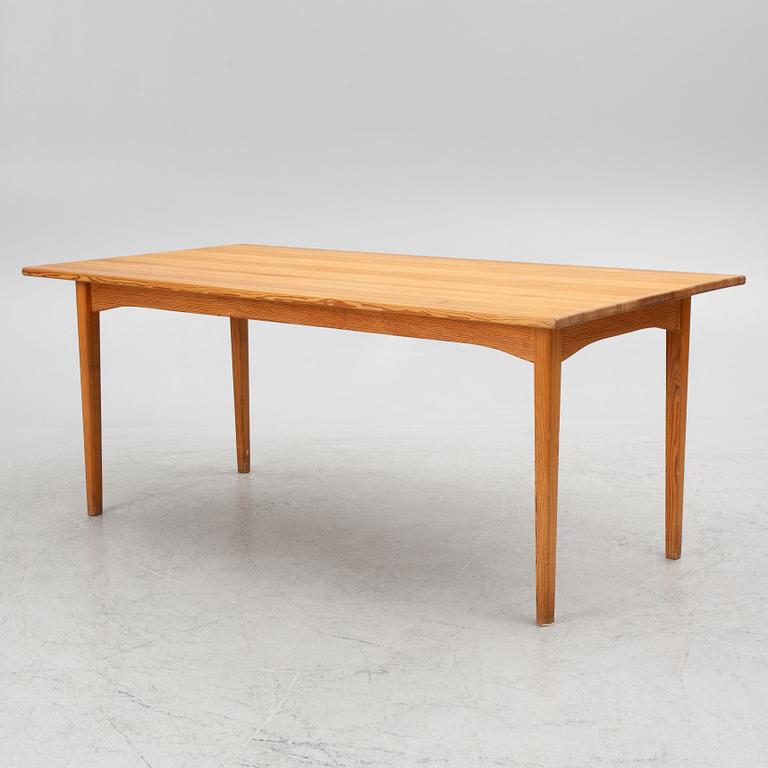 Carl Malmsten, a pine dining table, mid/second half of the 20th century.