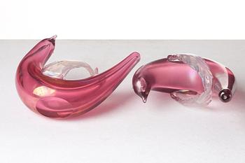 Tyra Lundgren, a set of two glass dove sculptures model "10627", Venini, Murano, Italy, post 1938.