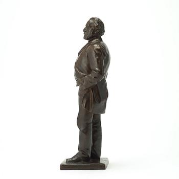 Per Hasselberg, Sculpture depicting Pontus Fürstenberg.