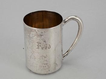 MUGG, silver, Lindman, Helsingfors 1917. Vikt 105 g.